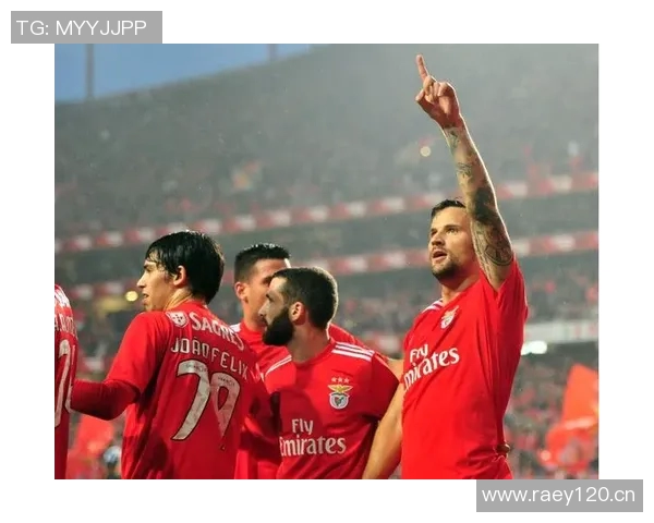 国民队与博阿维斯塔激战正酣谁能在这场较量中笑到最后